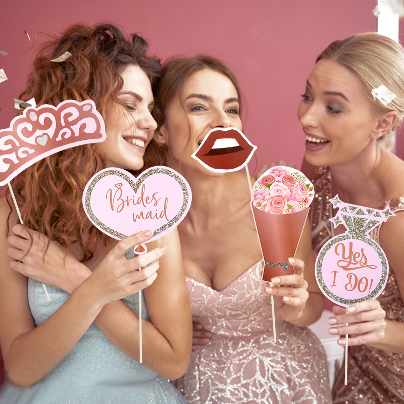 31Pcs Bachelorette Party Rose  – Photo Booth Frame recenzja i cena